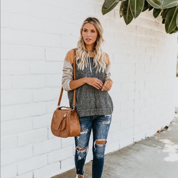 The Best Hoodie - Picture 3 of 8